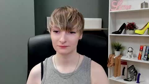 Blair online show from October 2025 06:19:01 AM