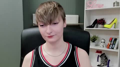 Blair online show from November 2025 08:14:02 AM