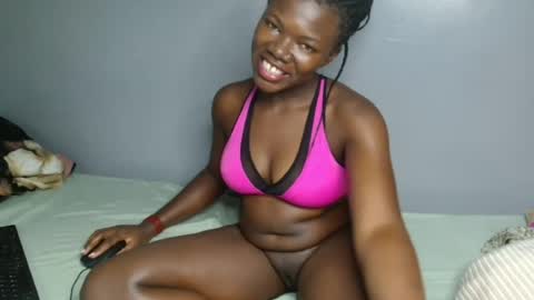 Snapshot of blair_sue chatting on July 2026 05:07:02 PM love online show from July 2026 05:07:02 PM