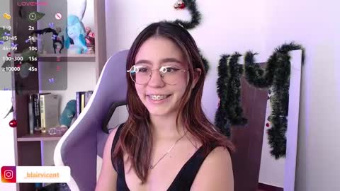   online show from December 2024 01:18:02 PM