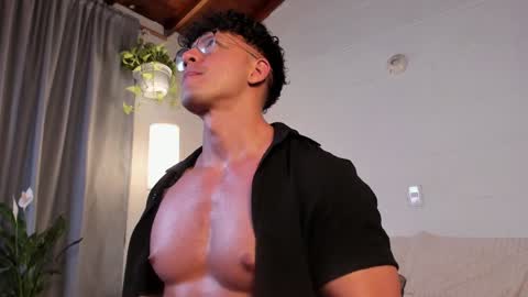 Blake Levi  Independent Model online show from January 2025 02:14:02 AM