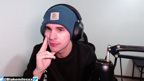 Snapshot of blakemiles2 chatting on December 2024 10:08:01 AM Blake Miles online show from December 2024 10:08:01 AM