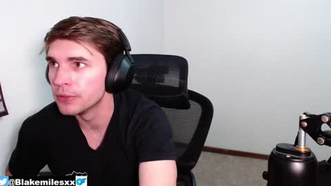 Snapshot of blakemiles2 chatting on January 2025 12:34:02 AM Blake Miles online show from January 2025 12:34:02 AM