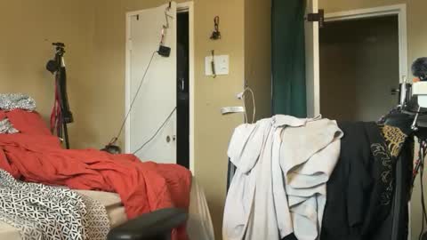 Blackjag00 online show from October 2025 07:09:02 PM