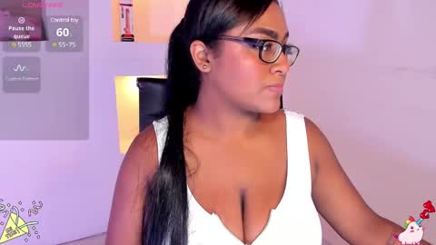 Snapshot of blakmillerrgilson chatting on January 2025 07:53:02 PM blak miller online show from January 2025 07:53:02 PM