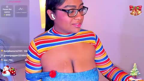 Snapshot of blakmillerrgilson1 chatting on December 2024 01:29:01 AM Blak Miller Gilson online show from December 2024 01:29:01 AM