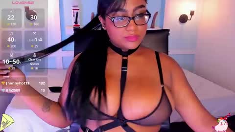 Snapshot of blakmillerrgilson1 chatting on January 2025 11:43:01 PM Blak Miller Gilson online show from January 2025 11:43:01 PM