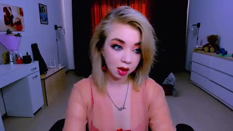 Snapshot of blinkofeyess chatting on September 2025 07:24:02 AM Nicole online show from September 2025 07:24:02 AM