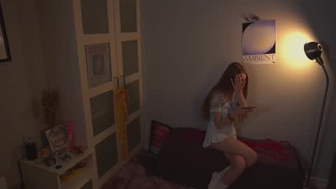 Snapshot of blissence chatting on September 2025 03:37:01 PM LiLy online show from September 2025 03:37:01 PM