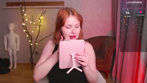 Snapshot of blissful_muse chatting on December 2024 06:58:02 PM Margo online show from December 2024 06:58:02 PM