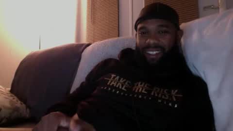 blksurfher online show from November 2025 03:38:01 AM