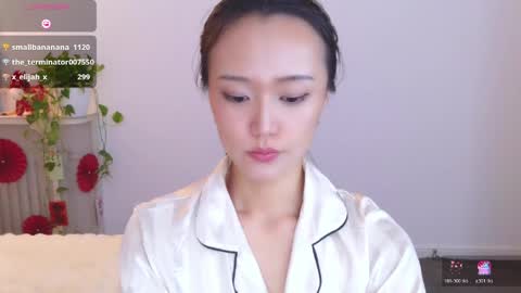 YoYo online show from April 2026 12:00:02 AM