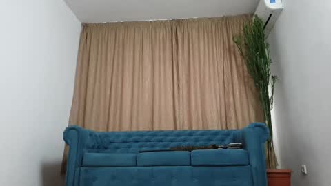 Andreas online show from January 2025 12:52:02 PM