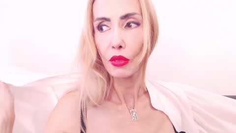 blond_pussy_ online show from December 2024 08:11:01 AM