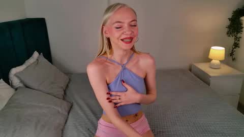 you can call me Melissa online show from September 2025 01:33:01 PM