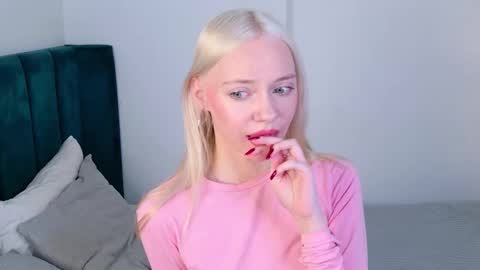 you can call me Melissa online show from September 2025 01:35:01 PM