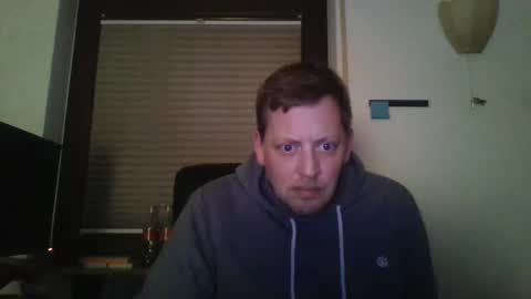 blonde32m online show from December 2024 06:48:02 PM