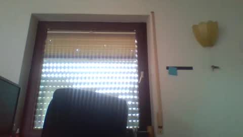 blonde32m online show from September 2025 01:38:01 PM