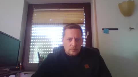 blonde32m online show from September 2025 02:44:02 PM