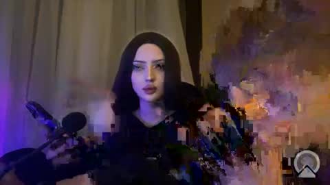 Snapshot of blonde_bitchhh chatting on November 2025 06:35:02 PM bulka online show from November 2025 06:35:02 PM