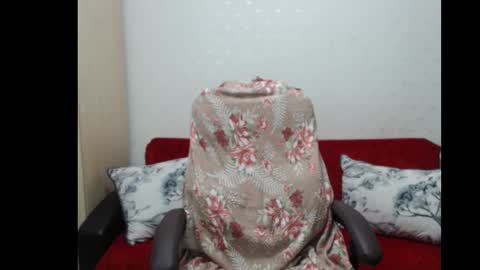 Snapshot of blondeagle chatting on October 2025 06:27:02 PM Mr Blond online show from October 2025 06:27:02 PM