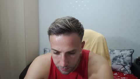 Snapshot of blondeagle chatting on October 2025 09:25:02 PM Mr Blond online show from October 2025 09:25:02 PM