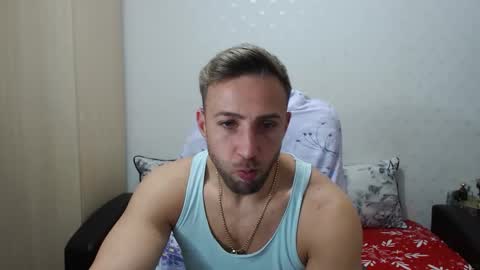 Snapshot of blondeagle chatting on October 2025 08:53:02 PM Mr Blond online show from October 2025 08:53:02 PM