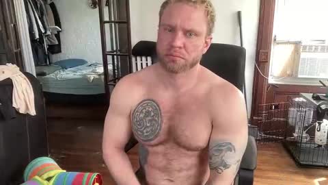 blondebluebear online show from April 2026 04:48:01 PM