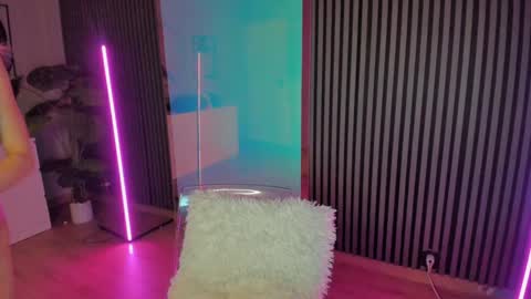 Snapshot of blondie_muller chatting on January 2025 08:40:01 PM blondie_muller online show from January 2025 08:40:01 PM