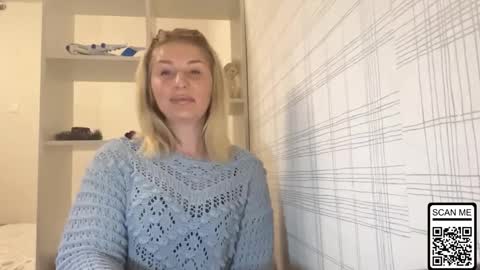 blondie_xoxoxo online show from November 2025 05:04:02 PM
