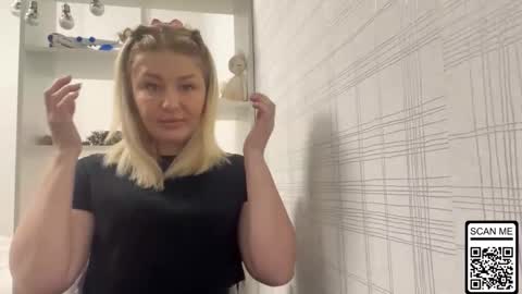 blondie_xoxoxo online show from December 2025 08:30:01 AM