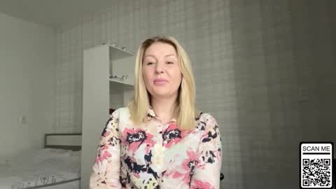 blondie_xoxoxo online show from February 2026 07:39:01 AM