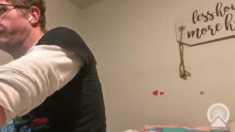 Snapshot of blondieblu89 chatting on January 2025 08:36:01 AM First Time College Boy online show from January 2025 08:36:01 AM