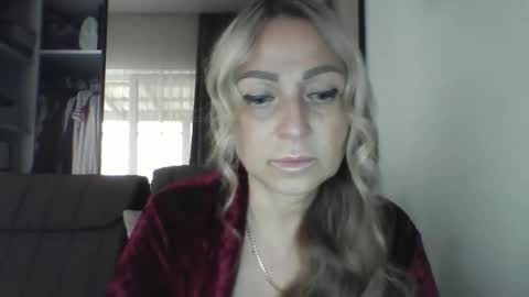 Iren online show from September 2025 01:22:01 PM