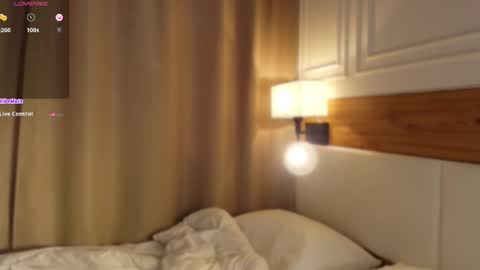 blondoll online show from April 2026 01:14:01 AM