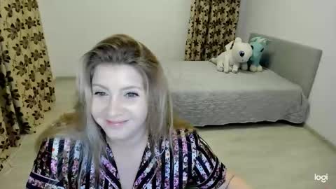 blondysarah online show from March 2026 11:00:01 PM