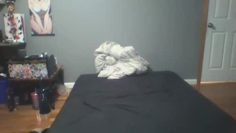 bloodmoonwolfie88 online show from September 2025 07:58:01 PM