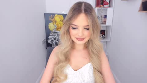 Snapshot of bloomingheart chatting on December 2024 11:45:01 AM Sophia online show from December 2024 11:45:01 AM