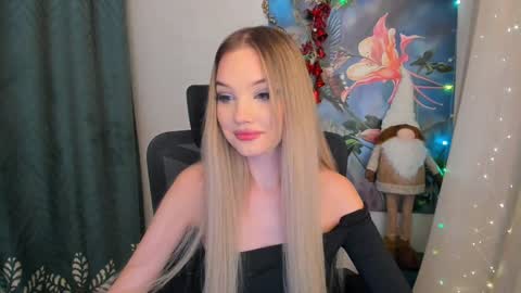 Snapshot of bloomingheart chatting on December 2024 02:01:02 AM Sophia online show from December 2024 02:01:02 AM