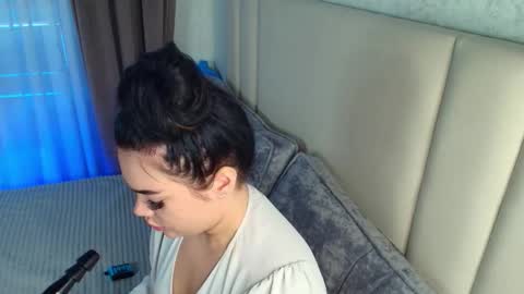 Welcome guysMy name KatePVT its Open online show from September 2025 06:35:02 AM