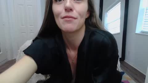 Sarah Zee online show from December 2024 06:28:02 PM