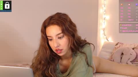 Snapshot of blue_nebula chatting on March 2025 01:37:02 AM Blue online show from March 2025 01:37:02 AM