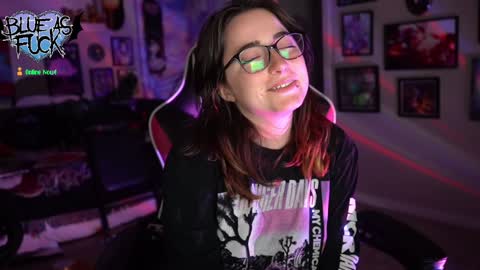 Blue online show from December 2024 02:20:02 AM