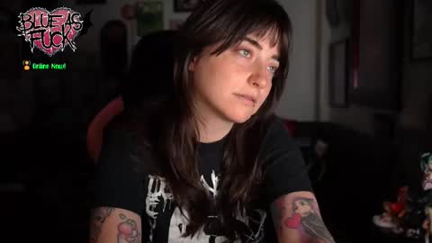 Blue online show from November 2025 03:09:02 AM