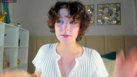 Snapshot of bluebreeze8 chatting on June 2026 03:18:01 AM Charlotte dont forget to thumbs up me online show from June 2026 03:18:01 AM