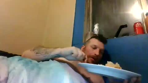 Snapshot of bluedemoneyes1986 chatting on February 2025 02:14:01 AM bluedemoneyes1986 online show from February 2025 02:14:01 AM