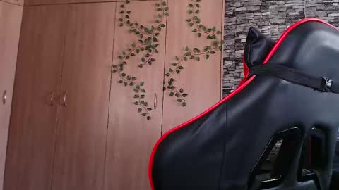 Snapshot of blueeyeboy0 chatting on October 2025 08:04:01 AM blueeyeboy0 online show from October 2025 08:04:01 AM