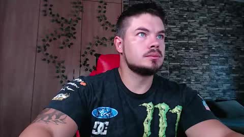 blueeyeboy0 online show from January 2026 07:01:02 AM