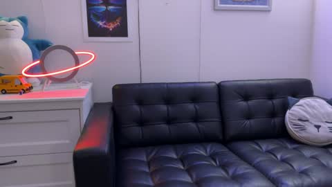 blueeyedtallguy online show from December 2024 12:09:01 AM