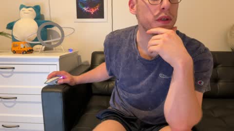 blueeyedtallguy online show from December 2024 04:10:02 AM